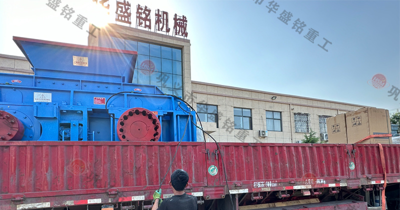 鐵礦石液壓對輥破碎機的維護成本如何？工作原理是什么？