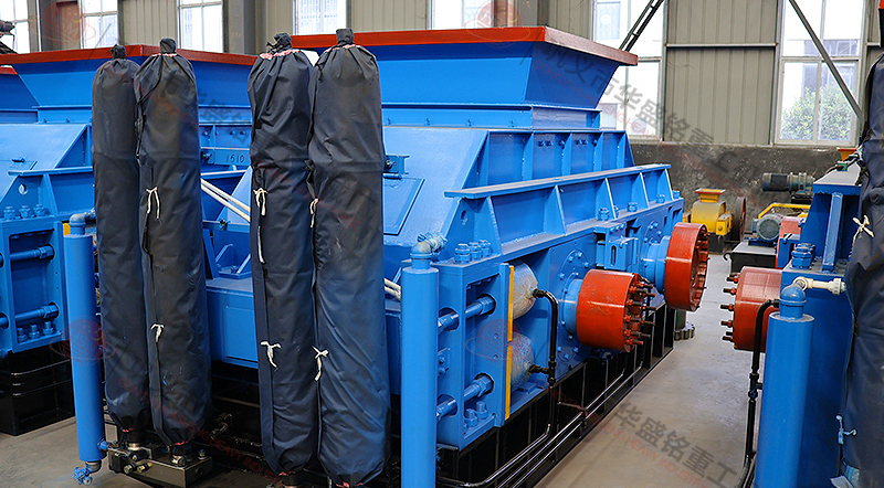 青石液壓對(duì)輥制砂機(jī) 青石液壓對(duì)輥制砂機(jī)